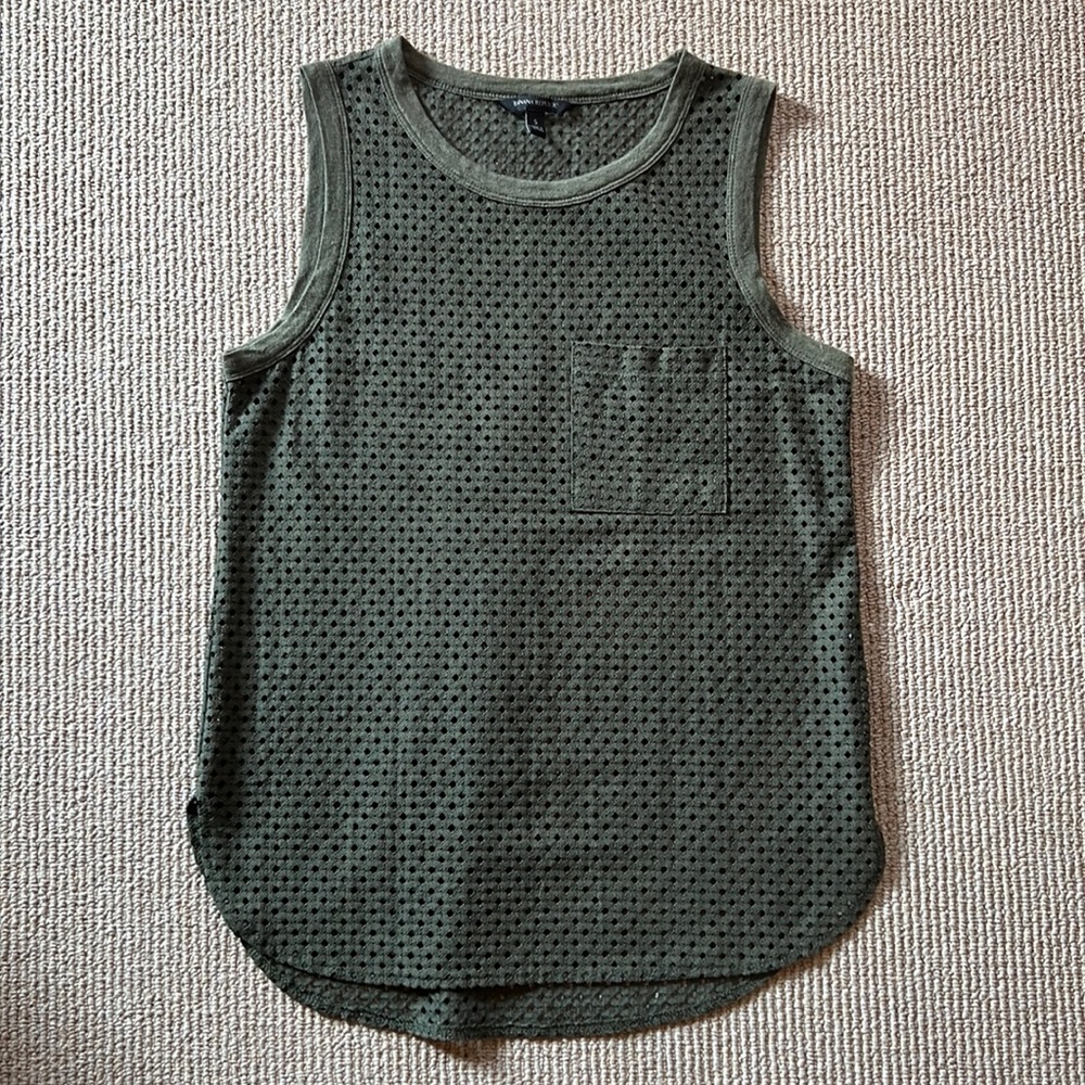 Banana Republic tank size S
